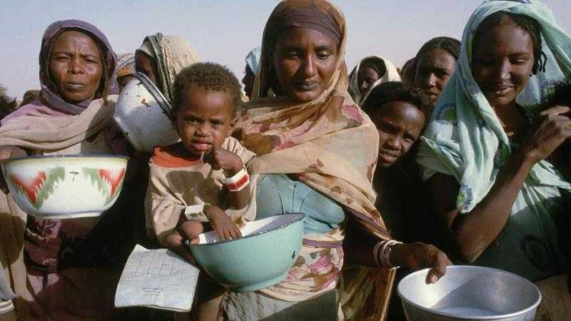 السودان ينزف.. أكبر أزمة نزوح في العالم وملايين يفرّون من دارفور