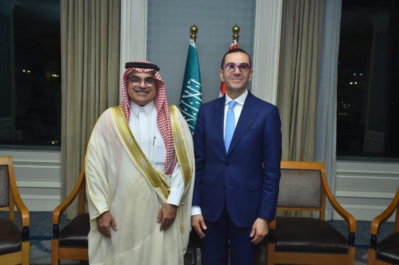 وزير الاستثمار يبحث مع مسئولين سعوديين سبل تعزيز التعاون الاستثماري والتجارى بين البلدين»