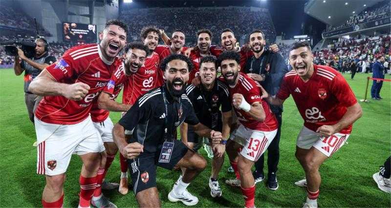 وليد صلاح: حسين الشحات يقود مبادرة التبرعات قبل المباريات.. والفوز بالسوبر عادي