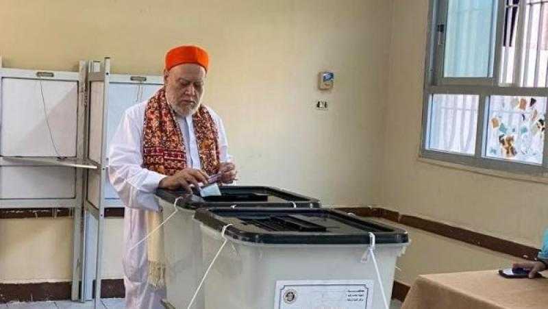 الدكتور علي جمعة يدلي بصوته في انتخابات مجلس النواب بـ الجيزة