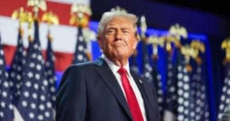 ترامب يصدر عفوا عن متهم في أحداث 6 يناير