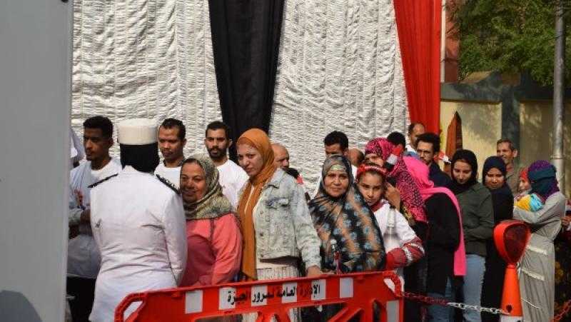 موظف يُصاب بأزمة قلبية داخل لجنة انتخابية بالمنيا ووفاته بعد نقله للمستشفى