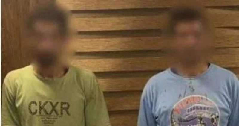 ضبط عاطلين فرضا إتاوات على سكان وحدات سكنية بالقطامية