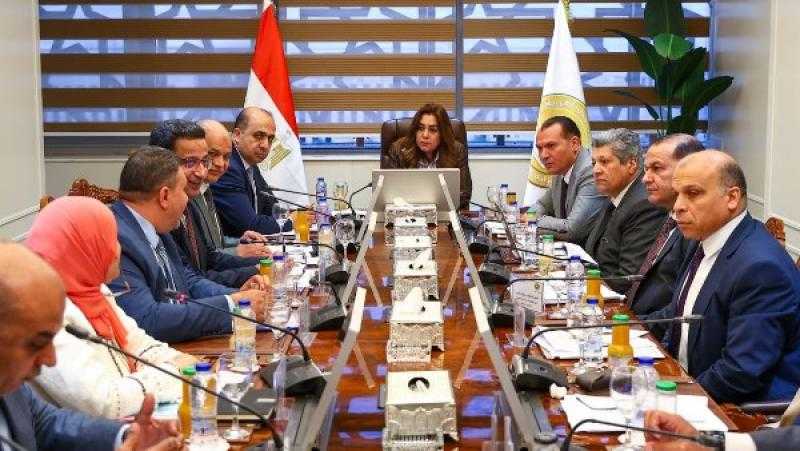 وزيرة التنمية المحلية: اللامركزية وتعظيم موارد المحافظات أساس تحسين الخدمات للمواطنين