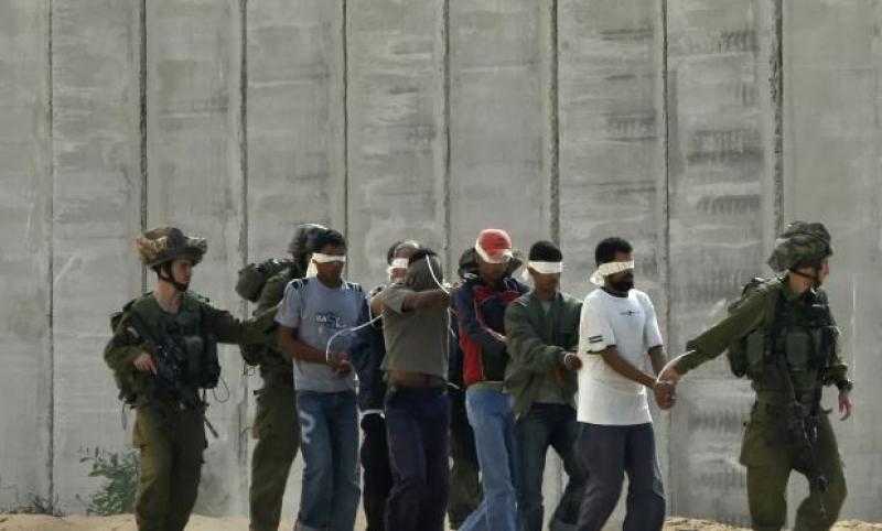 إسرائيل تُفرج عن 4 أسرى فلسطينيين من غزة بعد عامين