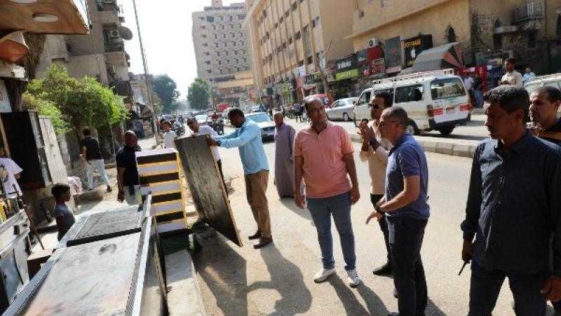 نائب محافظ أسوان يقود حملة لإزالة الإشغالات والتعديات بالشوارع والميادين
