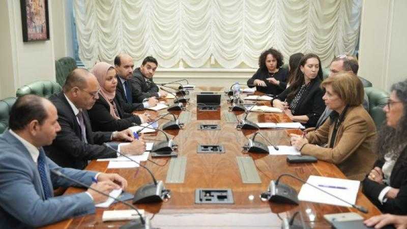 العمل تبحث مع وفد البنك الدولي سبل تنفيذ الاستراتيجية الوطنية للتشغيل