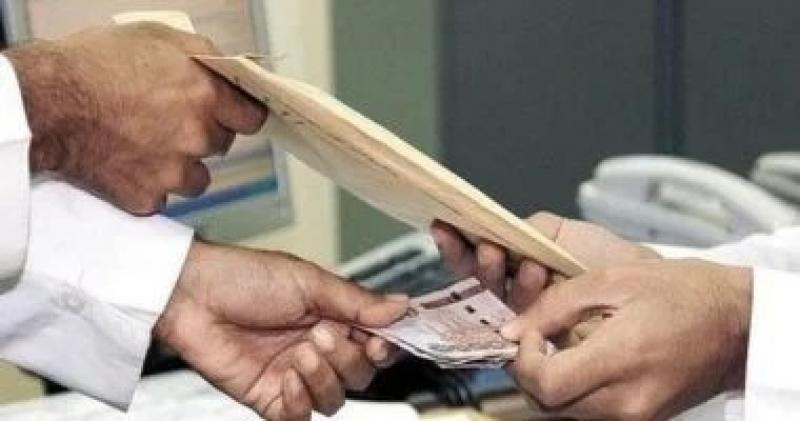 أزهري: الرشوة جريمة مركّبة تهدم العدل وتطيح بثقة المجتمع