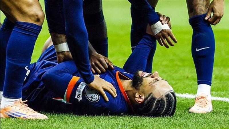 هولندا تقترب من حسم التأهل لكأس العالم بعد تعادل مثير أمام بولندا