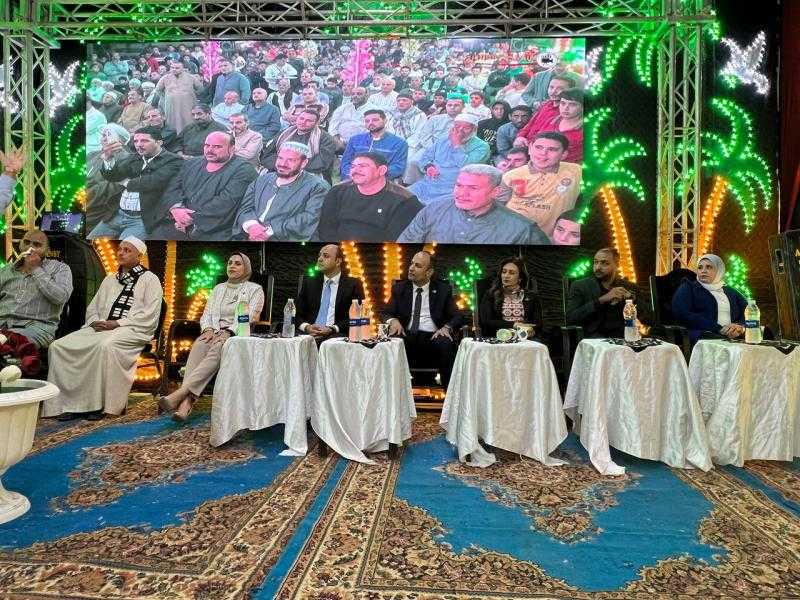 حزب العدل يعقد مؤتمرا جماهيريا لدعم مرشحه حسين حلمي في ”النواب”