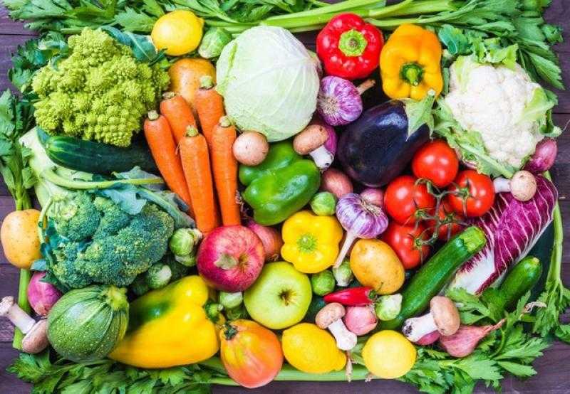 الطماطم بـ 12 والخيار بـ 18جنيهًا.. أسعار الخضر والفاكهة في الأسواق اليوم الأحد 16 نوفمبر 2025