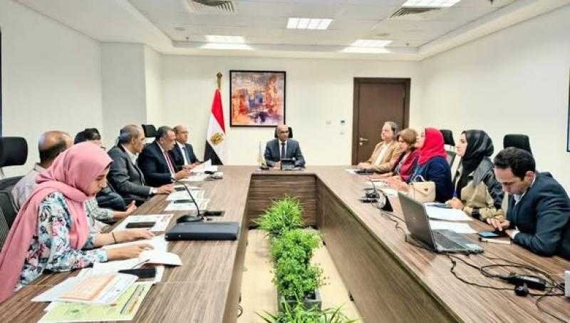 نائب وزير الإسكان يتابع موقف مشروعات برنامج خدمات الصرف الصحي المستدامة في المناطق الريفية بالشرقية