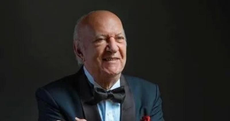 نقيب الموسيقيين مصطفى كامل: عمر خيرت مصاب بنزلة شعبية وحالته مطمئنة