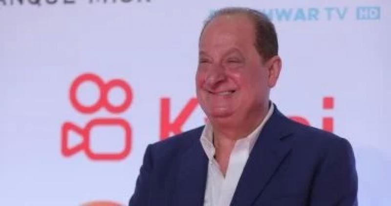 هاني مهنا يغادر المستشفى بعد سلسلة فحوصات.. وتحسن حالته الصحية