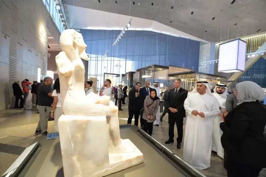 رئيس ”الأعلى للإعلام” ووزير الإعلام البحريني في جولة بالأهرامات والمتحف المصري الكبير