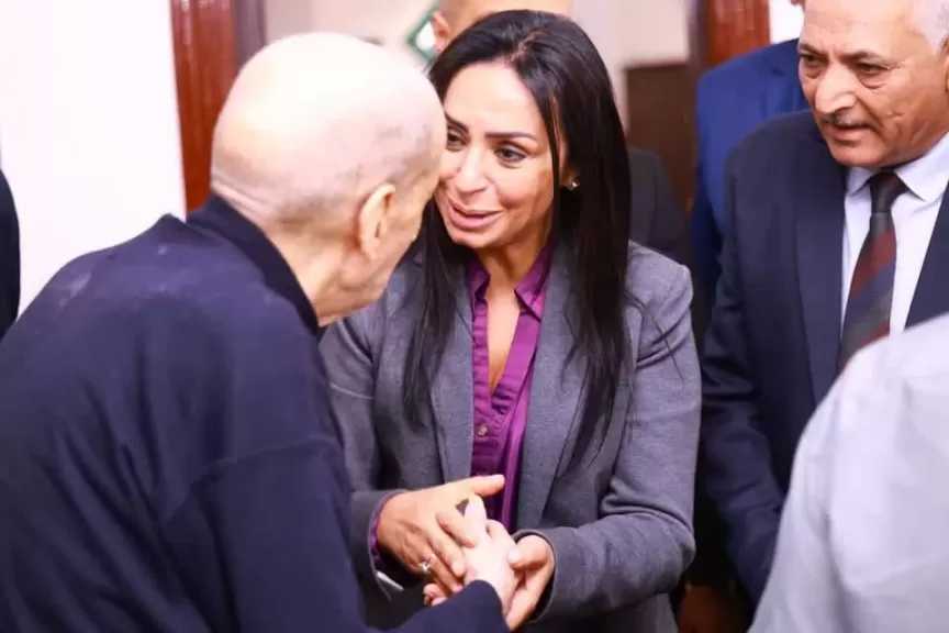 وزيرة التضامن الاجتماعي تختتم جولتها بمحافظة الفيوم بزيارة دار أبو بكر الصديق للمسنين بالحادقة