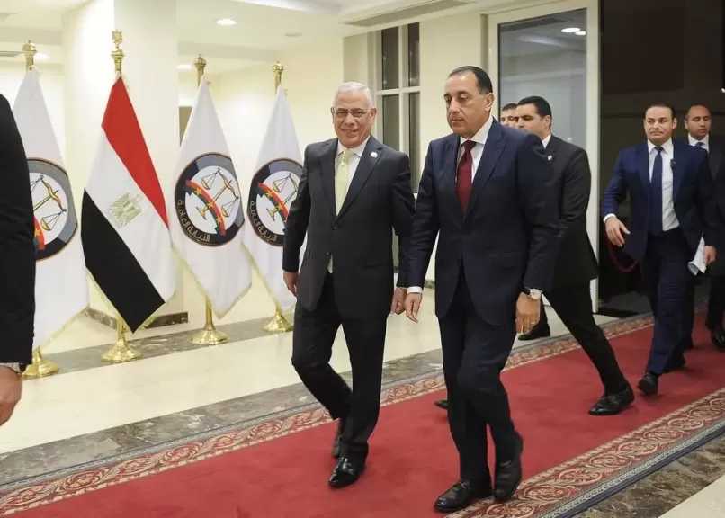 مدبولي يشهد مراسم توقيع اتفاقية وثيقة تسليم المضبوطات الذهبية للبنك المركزي المصري