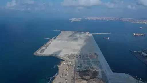 مشروع «تحيا مصر 2» بميناء الدخيلة.. محطة حاويات عالمية بأحدث التكنولوجيا