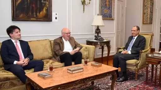 وزير الخارجية يلتقي عضو البرلمان الألماني عن تحالف حزبي الاتحاد الديمقراطي والاشتراكي المسيحيين
