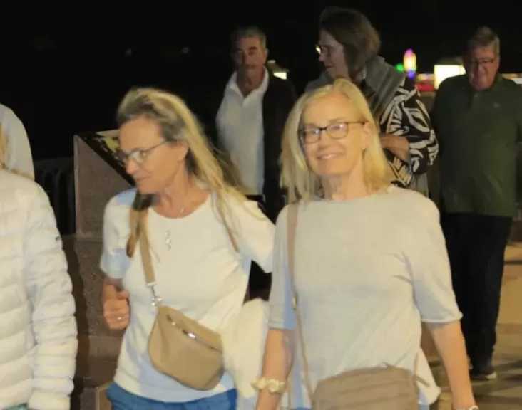 بني سويف تستقبل 43 سائحا من ألمانيا والنمسا في جولة بممشى كورنيش النيل