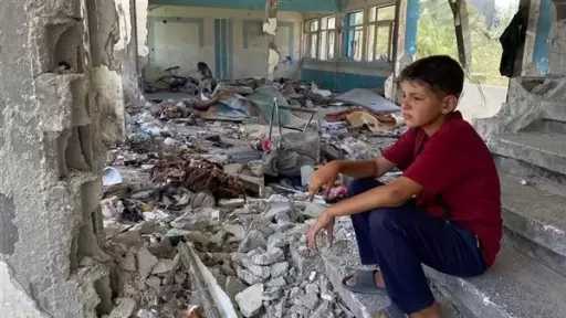 أستاذ علوم سياسية: لا يوجد وقف إطلاق نار كامل في غزة