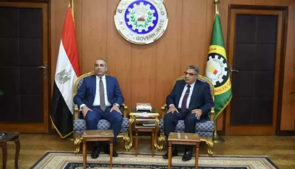 لتعزيز سبل دعم المزارعين.. محافظ الدقهلية يستقبل الرئيس التنفيذي للبنك الزراعي المصري
