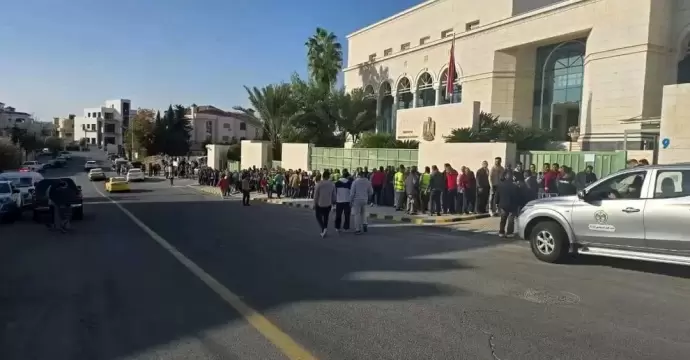 توافد المصريين في البحرين وعمان والسعودية على لجان التصويت بانتخابات مجلس النواب