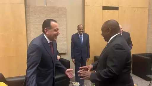 رئيس الوزراء يحضر عشاء عمل بتشريف رئيس جنوب أفريقيا للقادة الأفارقة المشاركين في قمة مجموعة العشرين (G20)