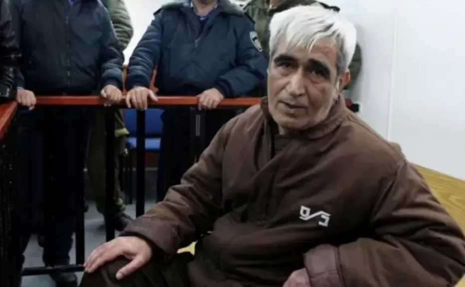 انتهاكات مخيفة تجاه الأسير أحمد سعدات.. مكتب إعلام الأسرى يوثق