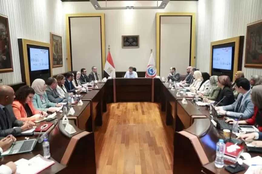 وزير الصحة يتابع إنجازات قطاع الطب العلاجي خلال أكتوبر 2025