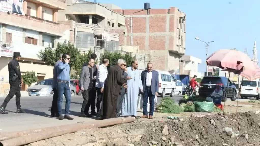 محافظ الدقهلية يتفقد أعمال إنشاء كوبري الطويلة بطلخا