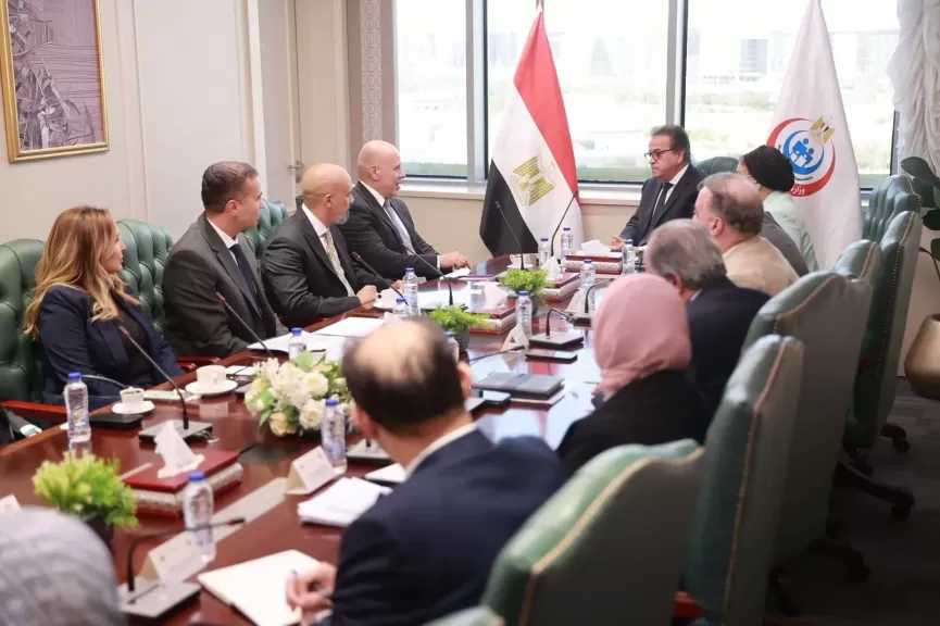 وزير الصحة يبحث مع جنرال إلكتريك توطين تكنولوجيا الأجهزة الطبية