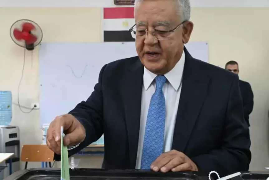 جبالي يدلي بصوته في انتخابات مجلس النواب ويؤكد المشاركة واجب وطني وحق دستوري أصيل