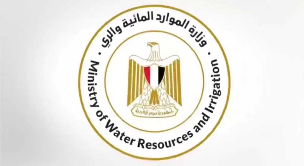 وزارة الموارد المائية والري تواصل جهودها في إزالة التعديات الواقعة على مجرى نهر النيل