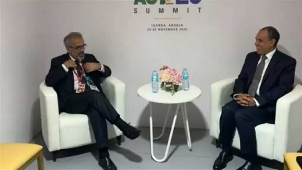 وزير الخارجية يلتقى مع نظيره البرتغالى على هامش أعمال القمة الأفريقية الأوروبية