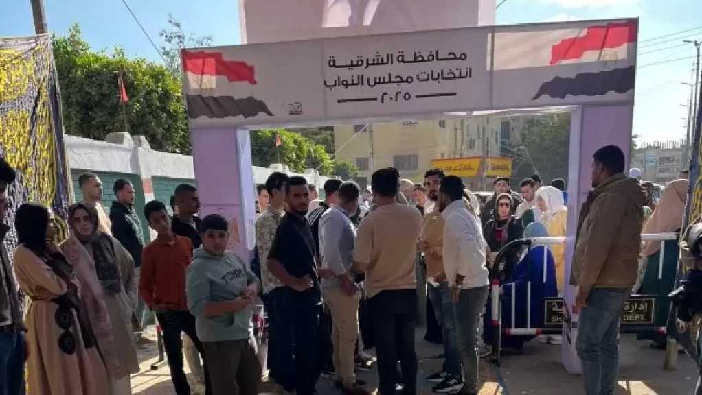 استمرار توافد الناخبين علي اللجان الانتخابية 2025 بمحافظة الشرقية