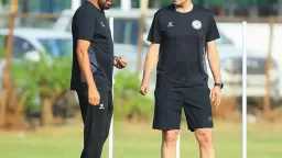 بسبب حادث ابنه.. النحاس يعود لمصر ويغيب عن مباراة الزوراء وجوا الهندي