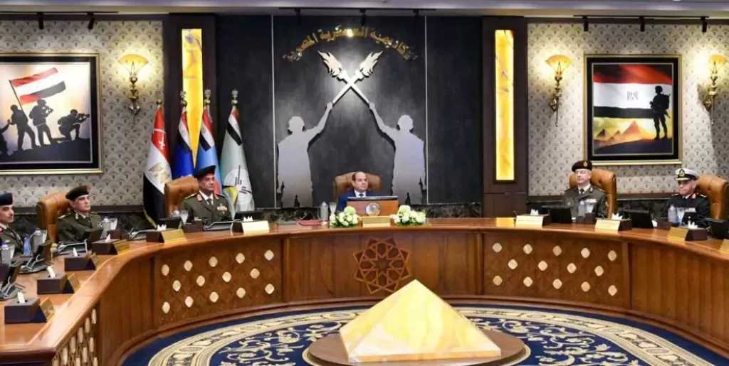 السيسي: خسائر قناة السويس بسبب الهجمات البحرية بلغت 8 مليارات دولار