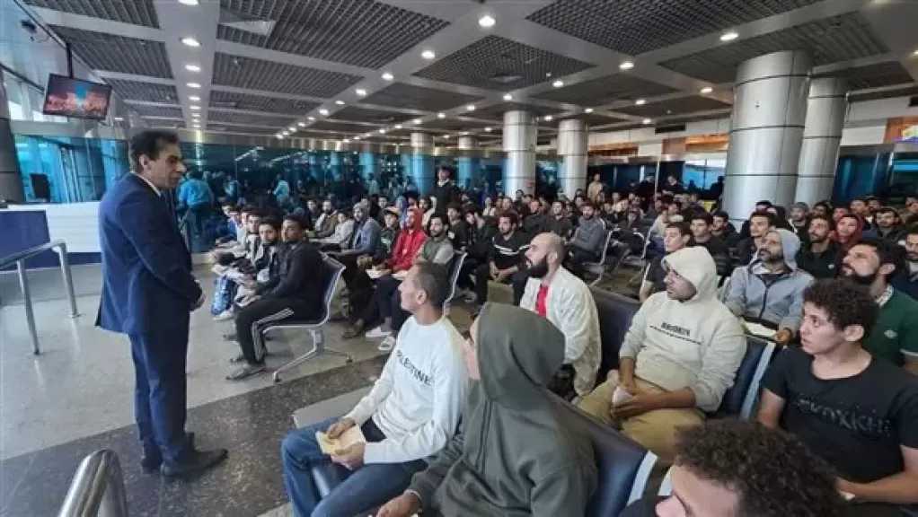 وزارة الخارجية تنجح في استعادة 131 مواطن مصري من ليبيا