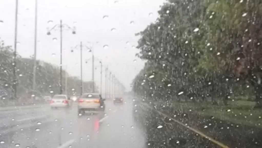 الطقس الجمعة| أمطار رعدية ببعض المحافظات وسماء غائمة بمناطق أخرى