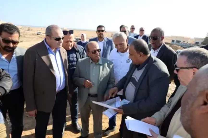 رئيس القابضة لمياه الشرب يتفقد مشروعات المعالجة بالغابة الشجرية في مطروح