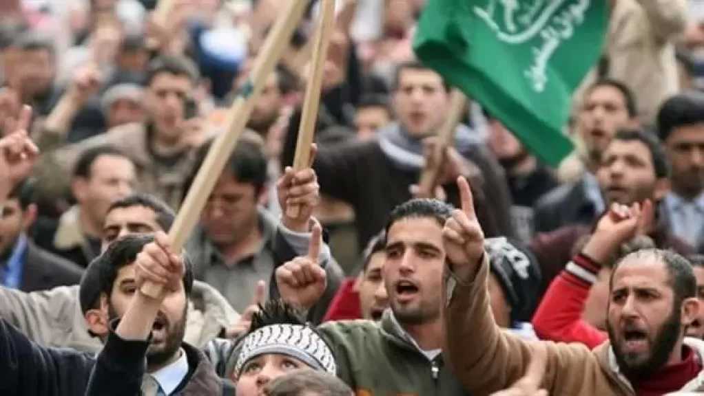 خبير أمني: من المبكر تقييم قرار حظر جماعة الإخوان في أمريكا