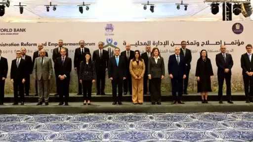 محافظ أسوان يشارك فى المؤتمر الوطنى”إصلاح وتمكين الإدارة المحلية”