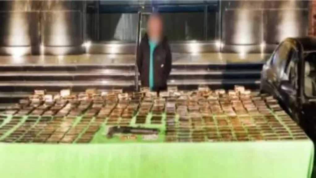 مخدرات بـ 102 مليون جنيه.. الداخلية تداهم أوكار الجريمة بالأقصر