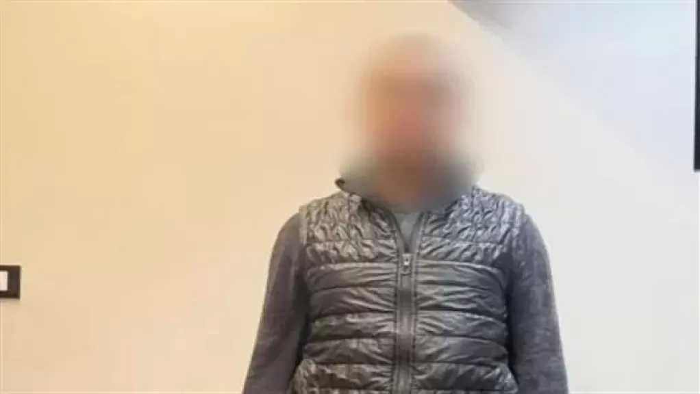 ضبط صاحب حساب روّج لبيع أجهزة صواعق كهربائية وعصي صدمات بشبرا الخيمة