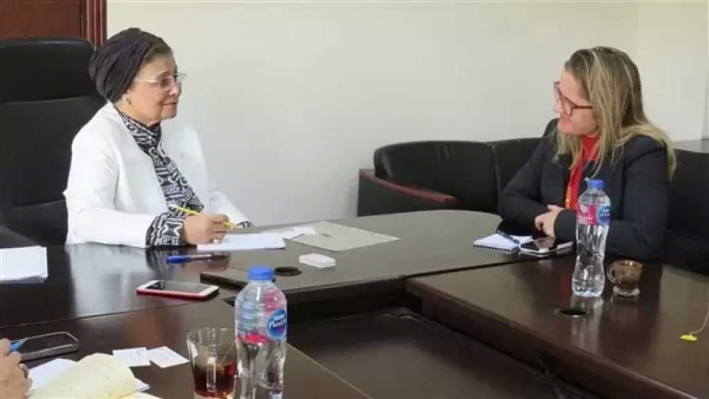 الصحة تبحث مع النرويج و”ليردال” و”الأمم المتحدة للسكان” إنشاء مراكز تميّز لرعاية الأم والوليد