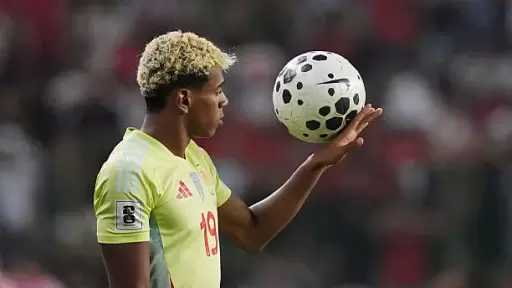 يامال: الاستمتاع بكرة القدم أهم من الأرقام القياسية وهذا سبب اللعب لمنتخب إسبانيا