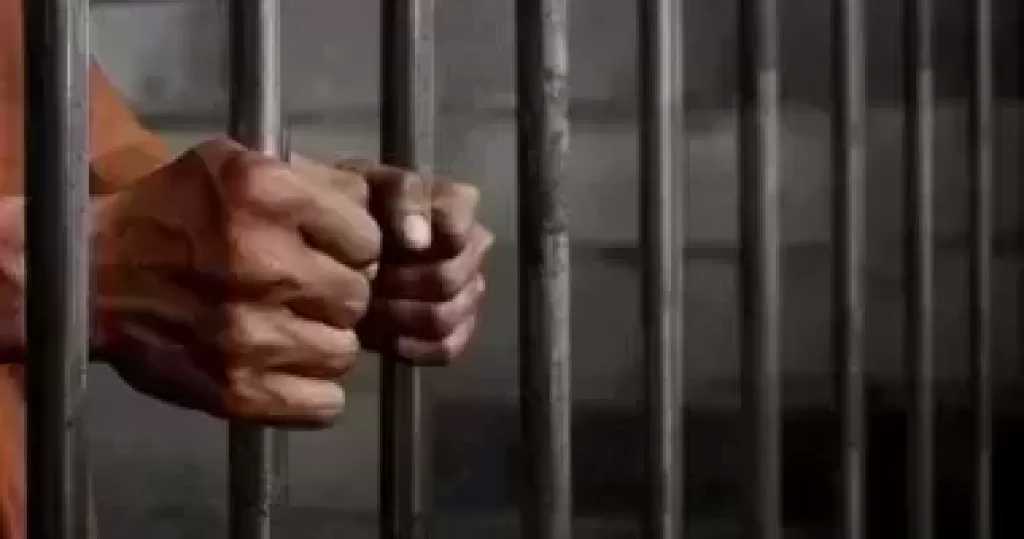 السجن 5 سنوات وغرامة 100 ألف جنيه لمتهم بالاتجار في المخدرات بسوهاج