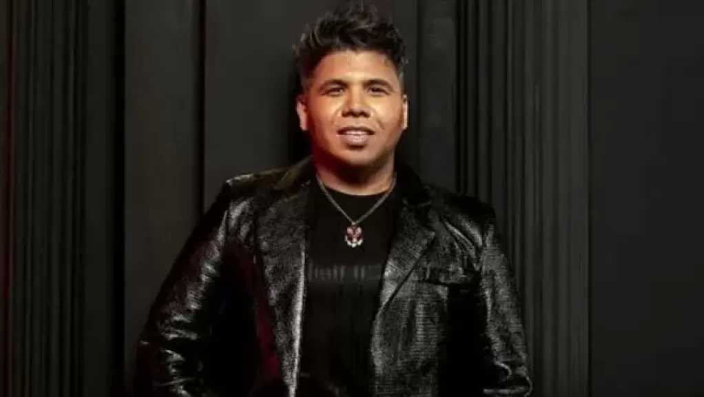 هجبلها عمرو دياب في الفرح.. عمر كمال يكشف مواصفات عروسه المنتظرة