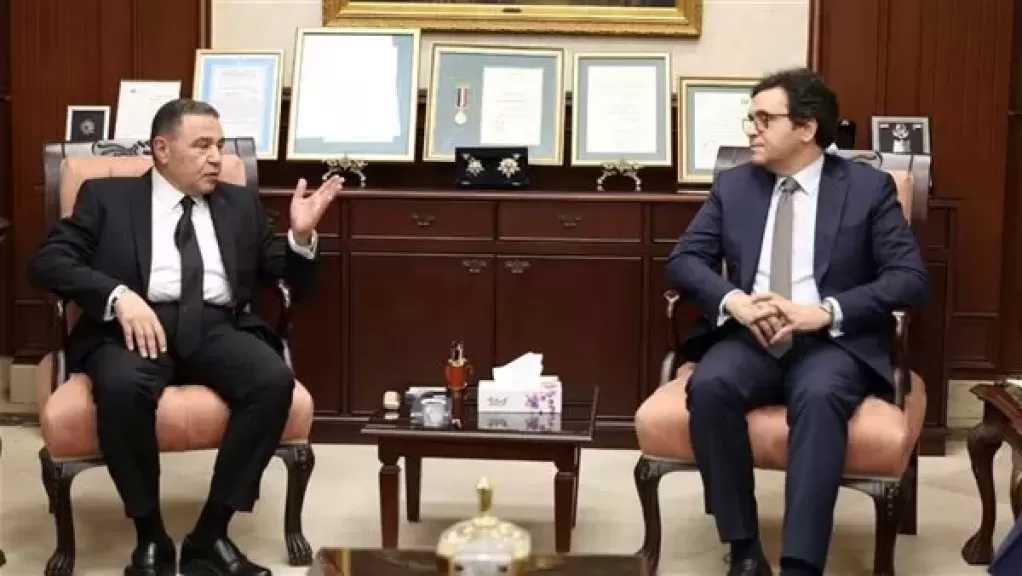 وزير الثقافة يلتقي محافظ البحر الأحمر لبحث آليات تعزيز العمل الثقافي بالمحافظة